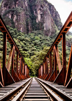DESCUBRIENDO MACHUPICCHU POR TREN